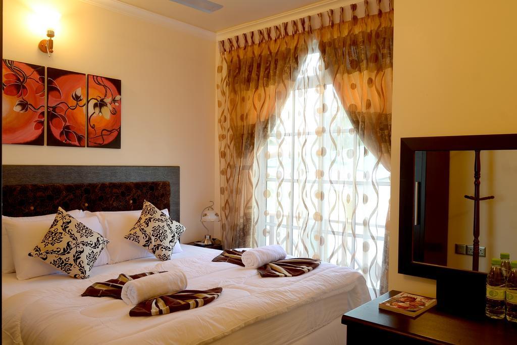 Lily Rest Maldives Hotel Maafushi Exterior photo
