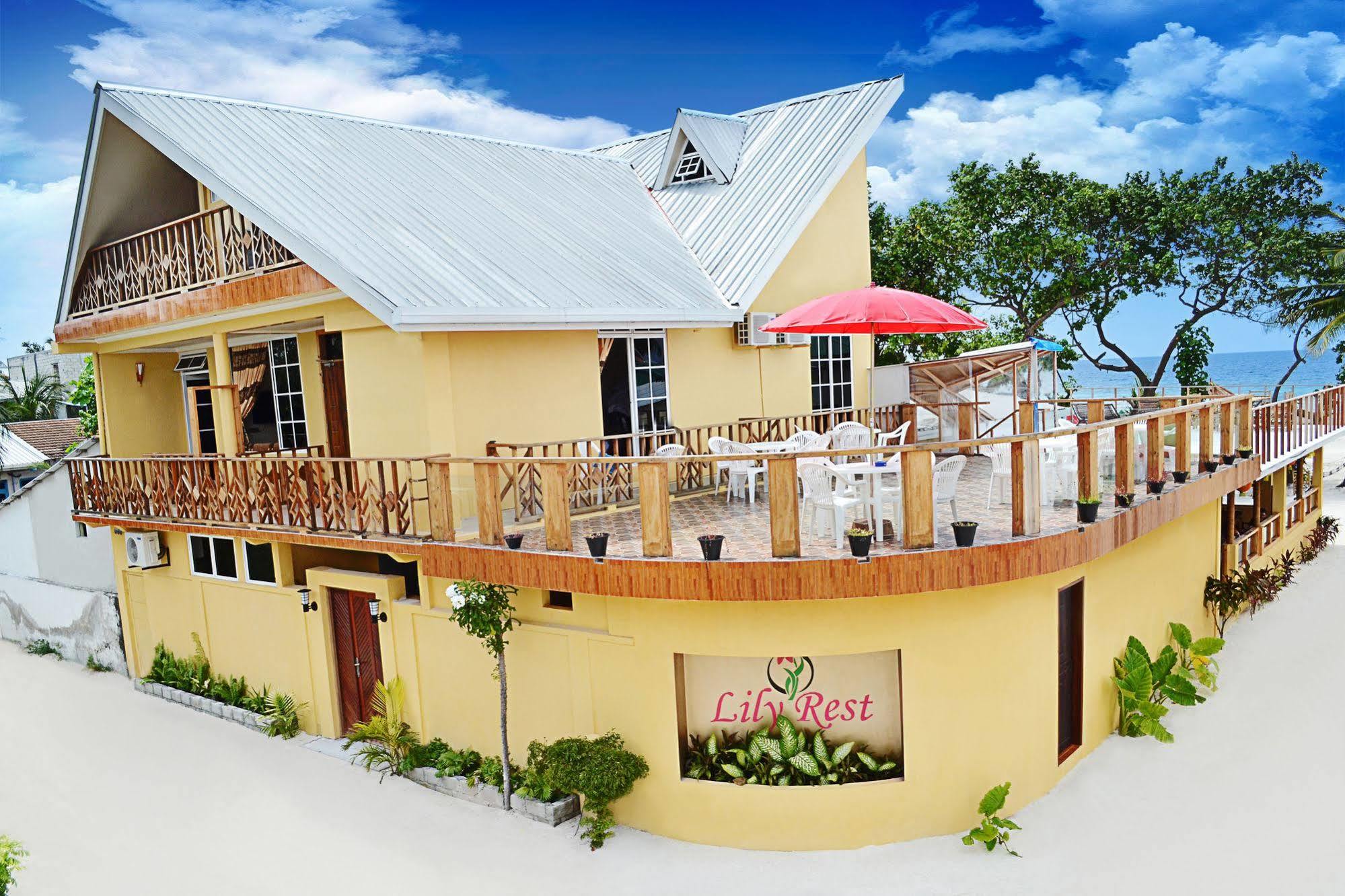 Lily Rest Maldives Hotel Maafushi Exterior photo