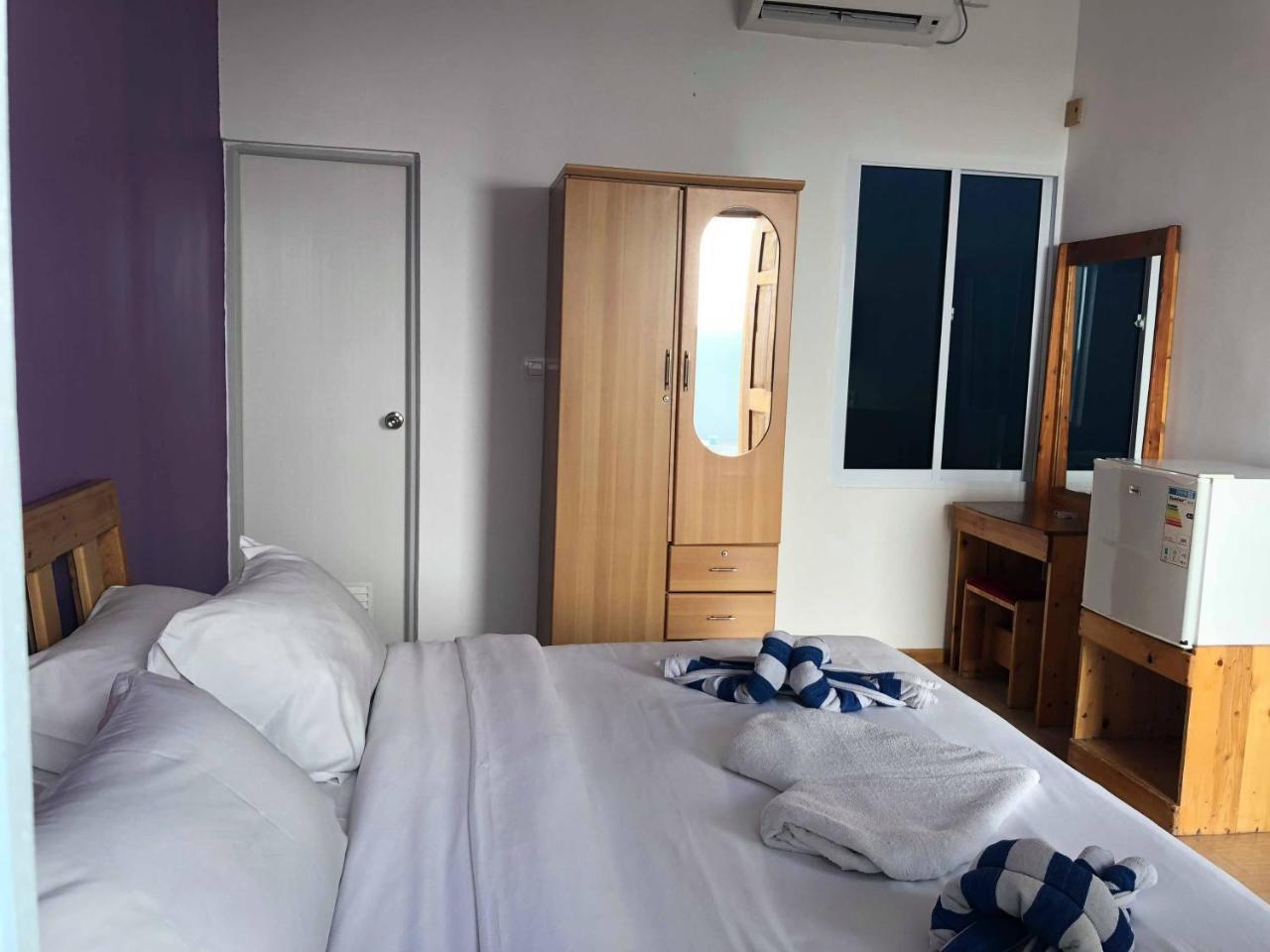 Lily Rest Maldives Hotel Maafushi Exterior photo